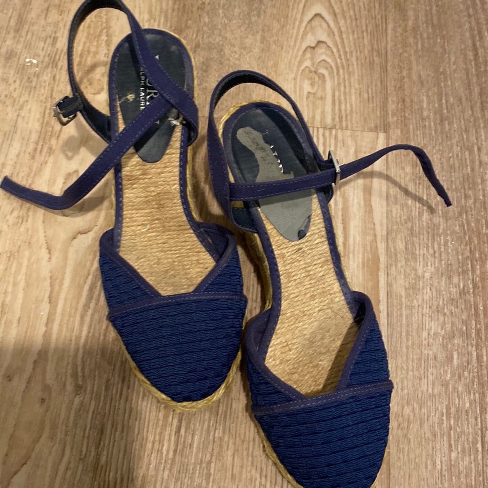 Lauren blue closed toe wedges
